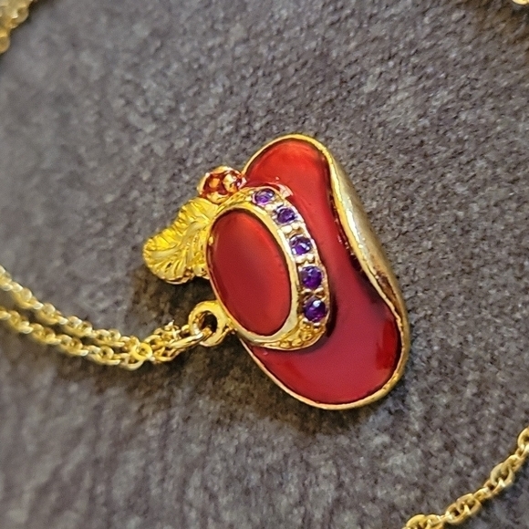 5/$25 RED Hat Society Feather Hat Pendant Chain Necklace - Picture 3 of 5